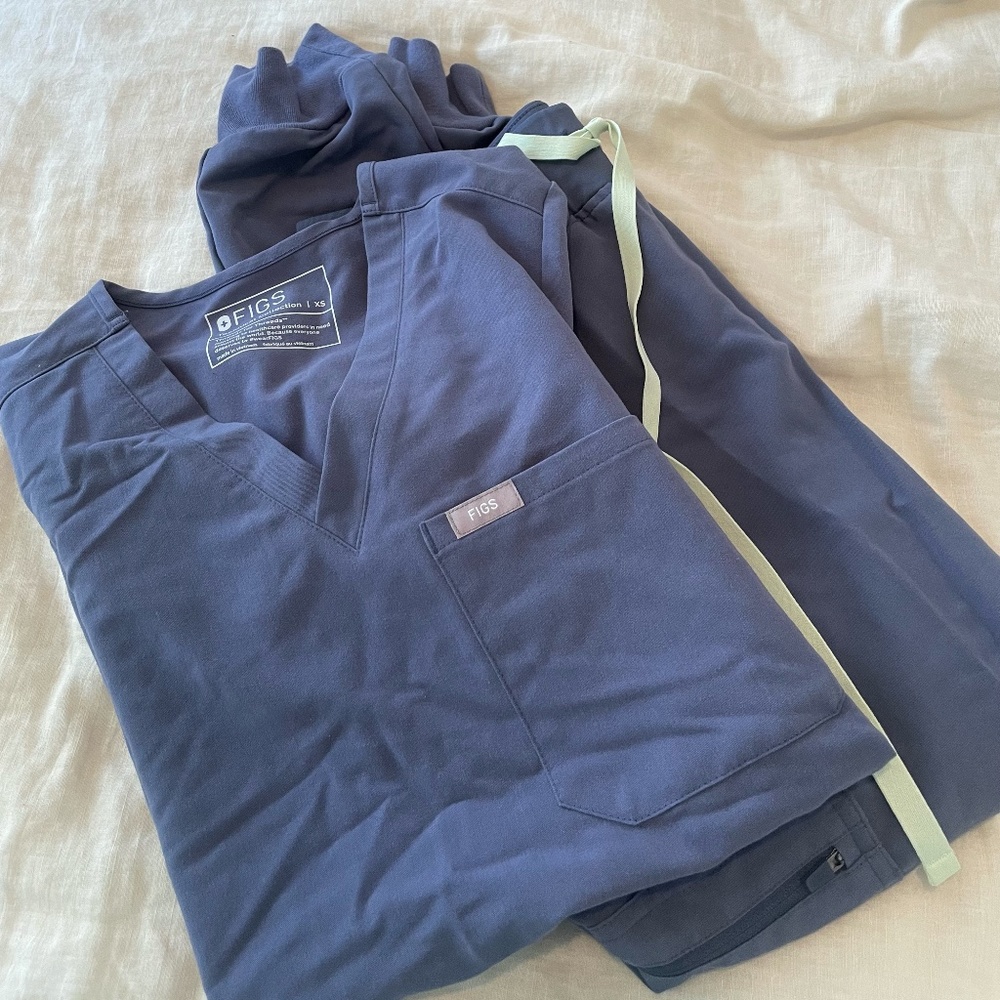 FIGS Limited Edition Color Space Grey Scrub Set